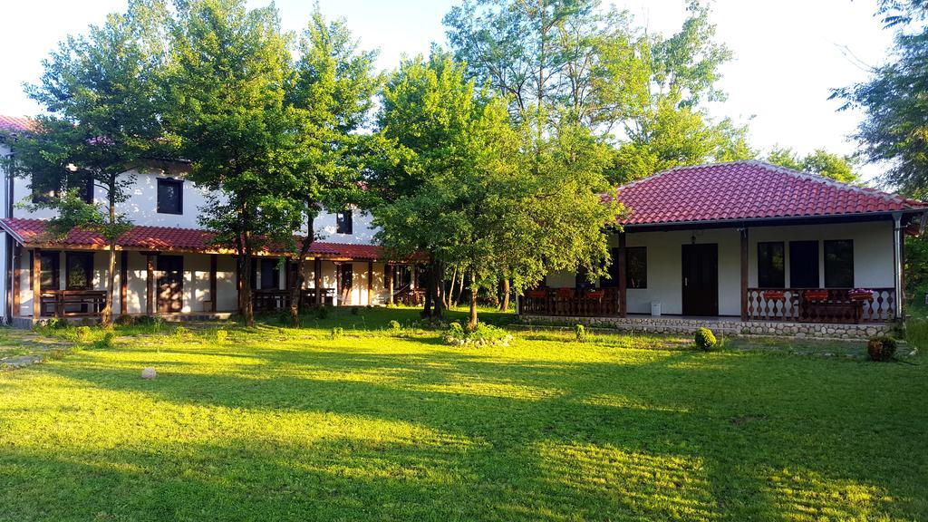 فندق Holiday Park Ranchoto كيركوفو المظهر الخارجي الصورة