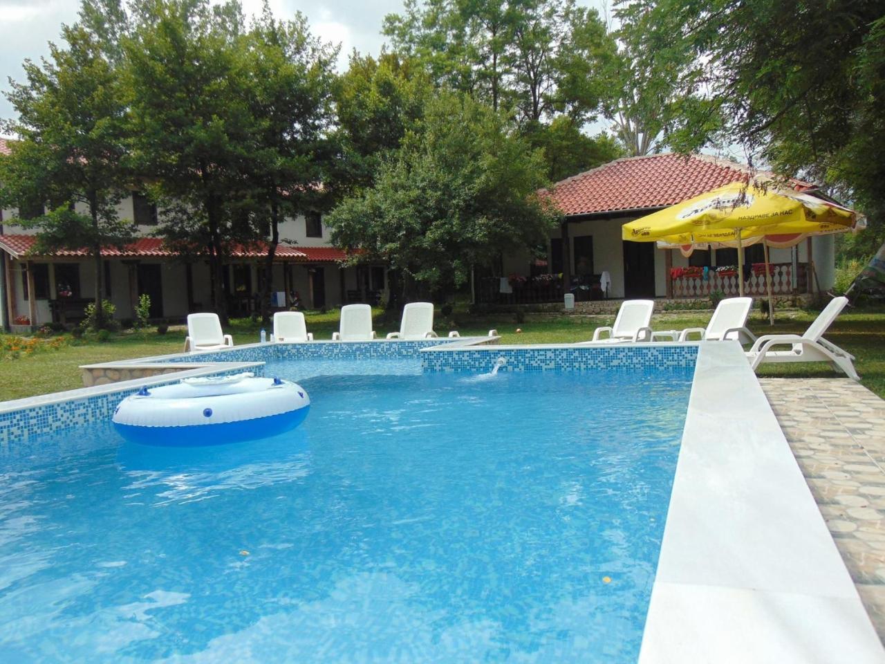 فندق Holiday Park Ranchoto كيركوفو المظهر الخارجي الصورة